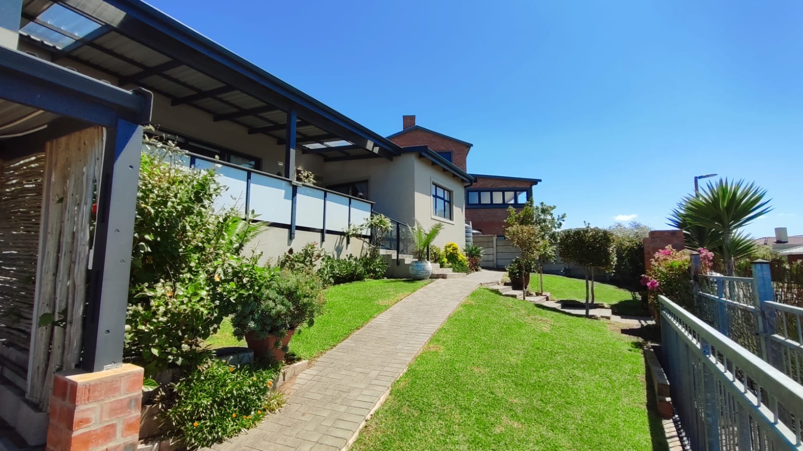 3 Bedroom Property for Sale in Stilbaai Wes Western Cape